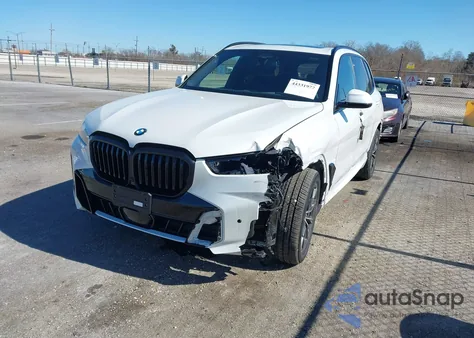 2026 BMW X5 xDrive40I z USA, uszkodzony, nr VIN 5UX23EU00T9226819